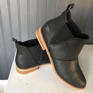 Rocket dog black booties
